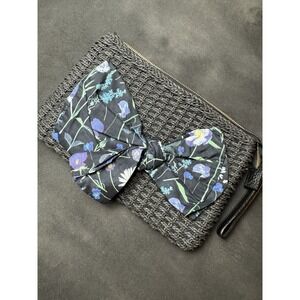 BLUE LABEL Paper yarn clutch bag Bow dark Blue